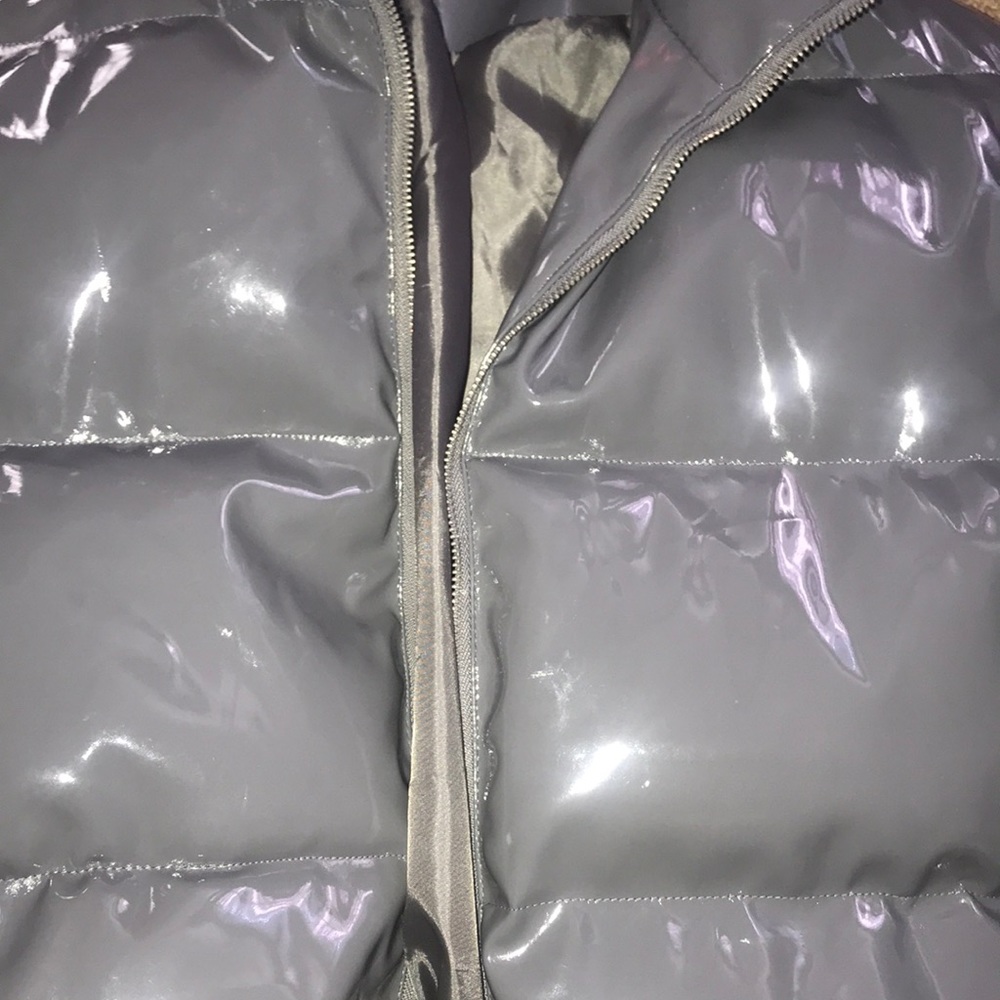 Gray bubble coat , very comfortable & fashionable , i do take cash app
